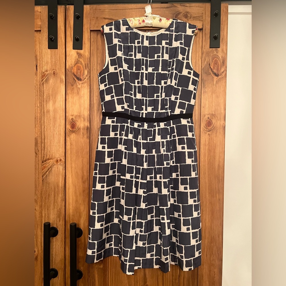 Banana Republic silk Dress